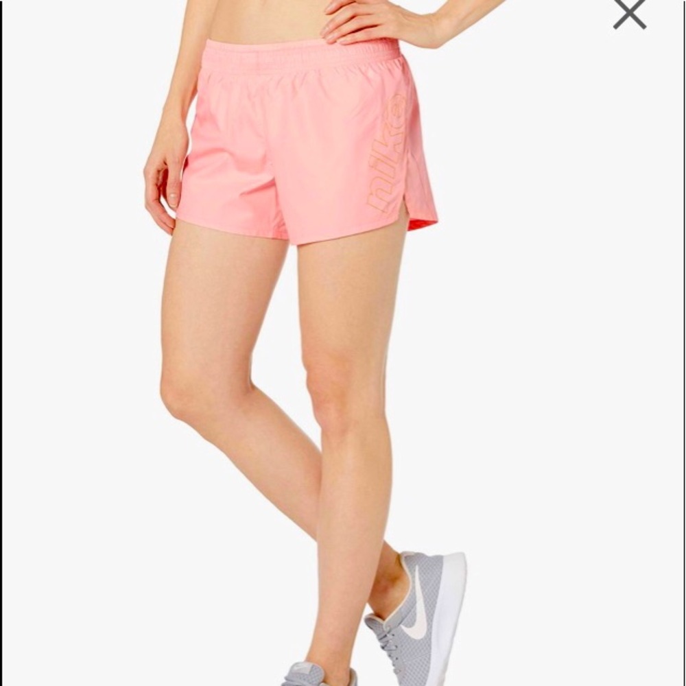 Nike Women’s 10K Athletic Running Short Peach BNWT Small